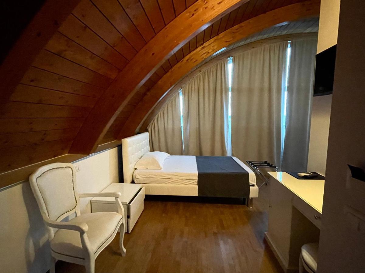 Hotel Noventa Noventa Vicentina Bagian luar foto