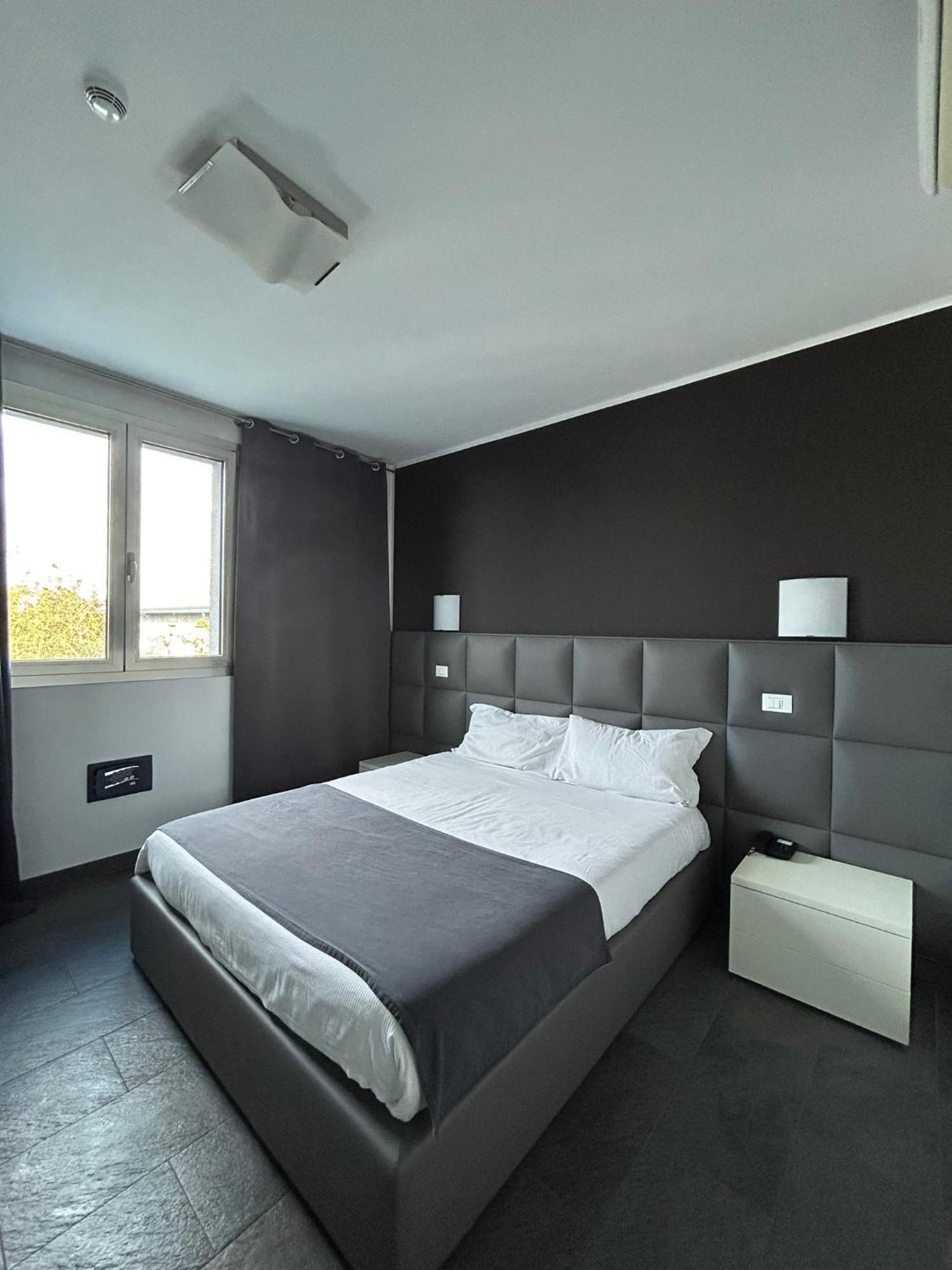 Hotel Noventa Noventa Vicentina Bagian luar foto