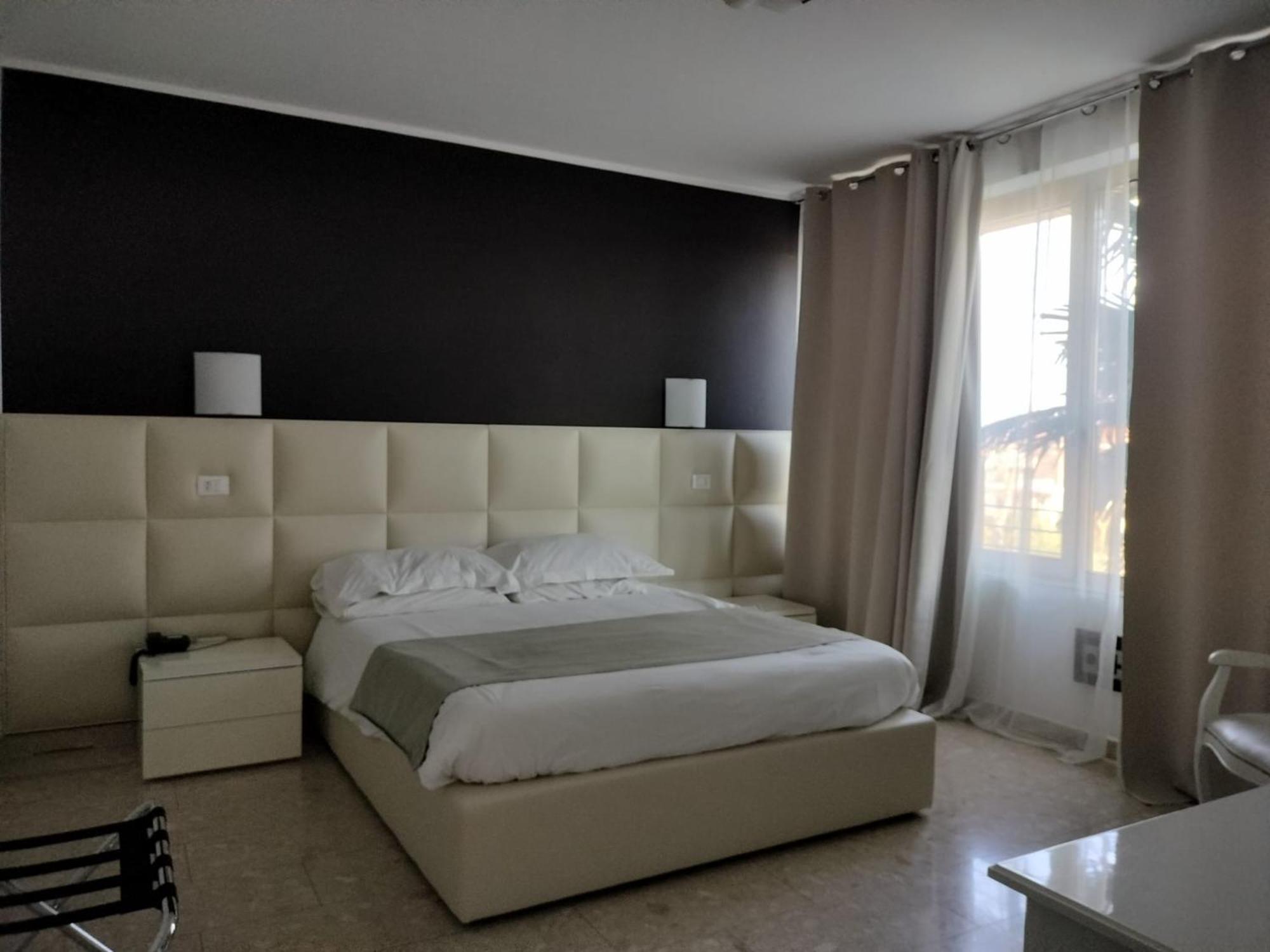 Hotel Noventa Noventa Vicentina Bagian luar foto