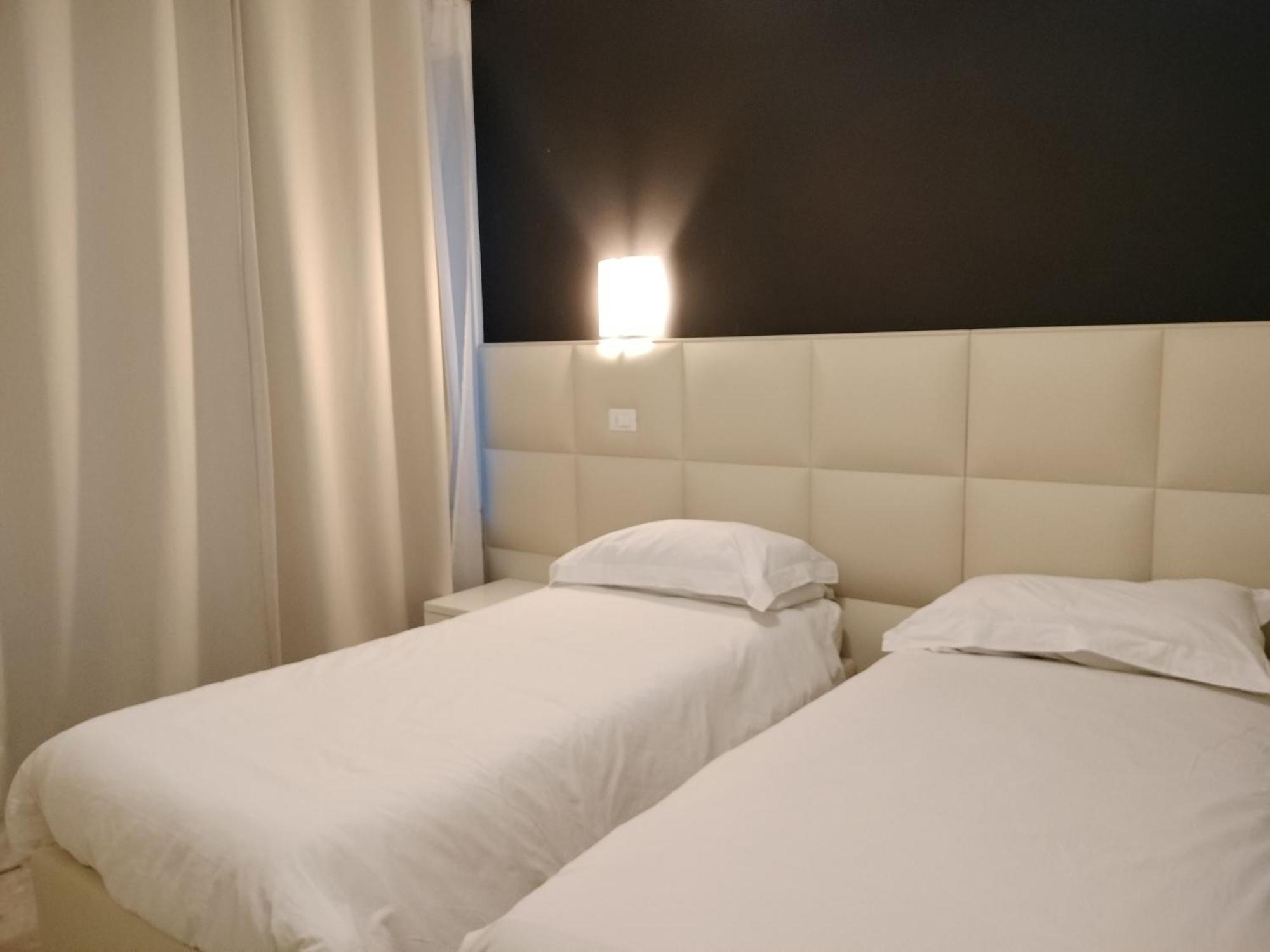 Hotel Noventa Noventa Vicentina Bagian luar foto